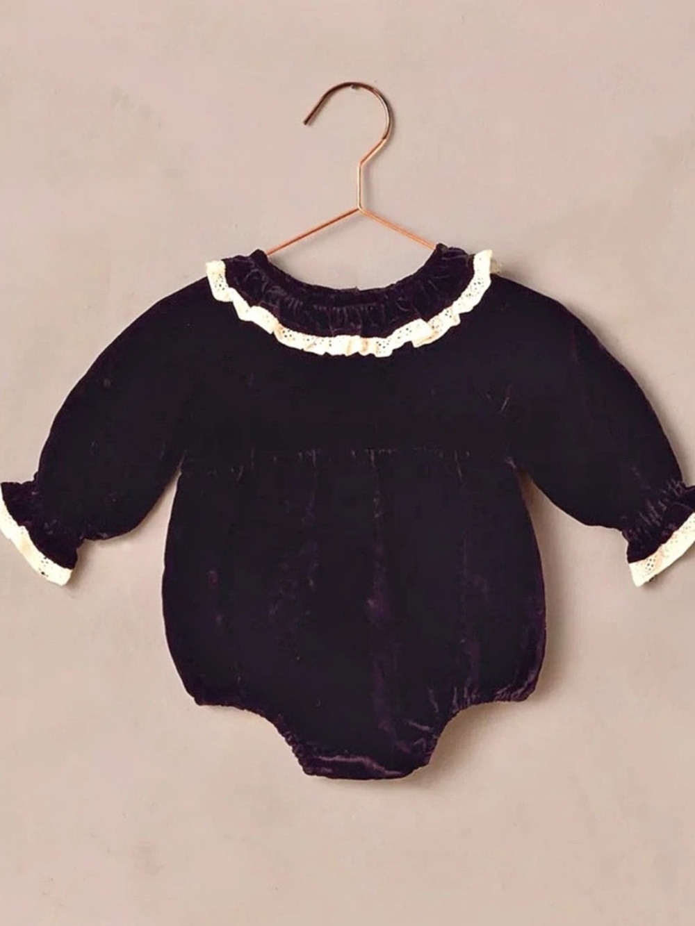 Noralee 3m nwt Adeline romper Black Velvet-Style Lace Trim Romper